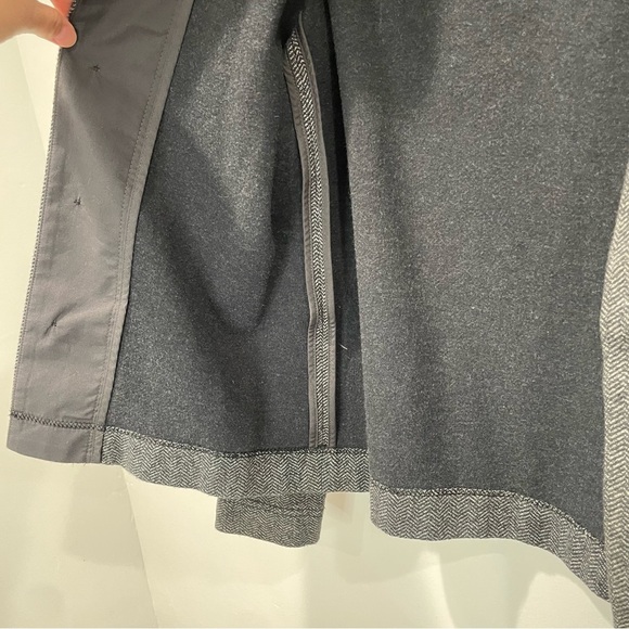 Banana Republic Grey Shacket - Picture 3 of 7